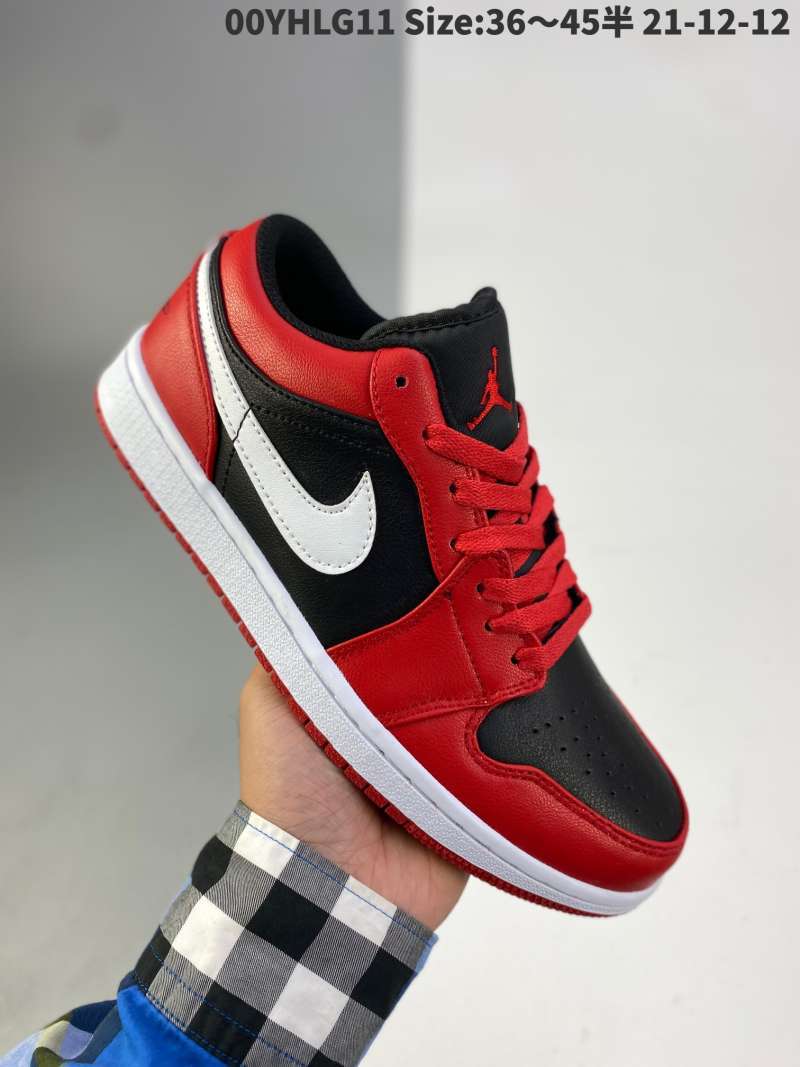 Nike Air Jordan 1 Low "Bred Toe"