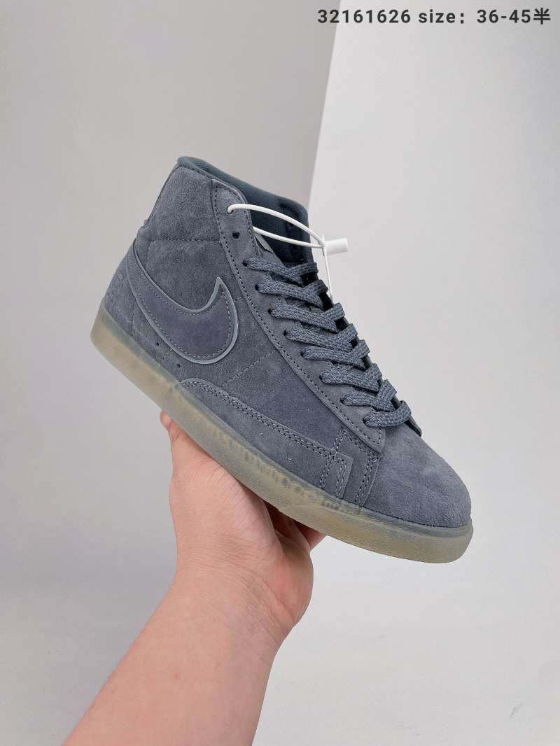 nike suede blazer