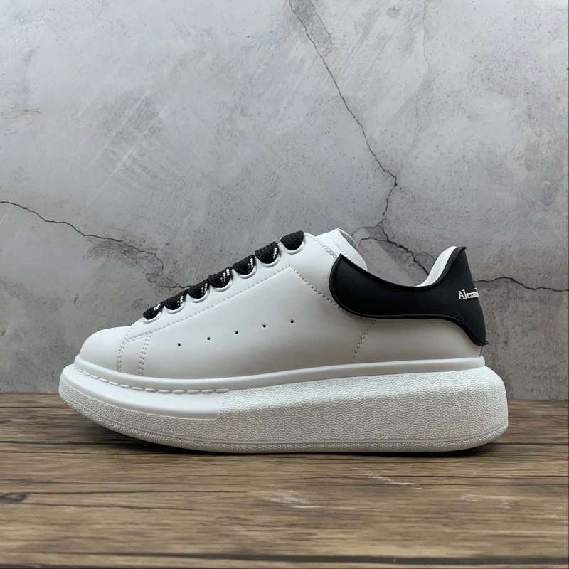 alexander mcqueen running trainers