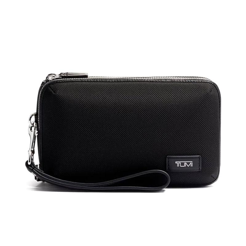 Tumi clearance clutch man