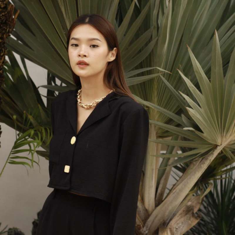 Sonia Crop Blazer Office Blouse wanita 