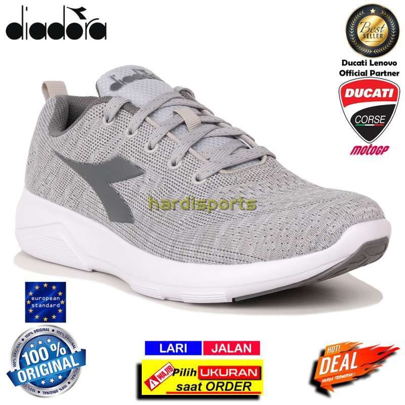 Foto sepatu diadora running hotsell