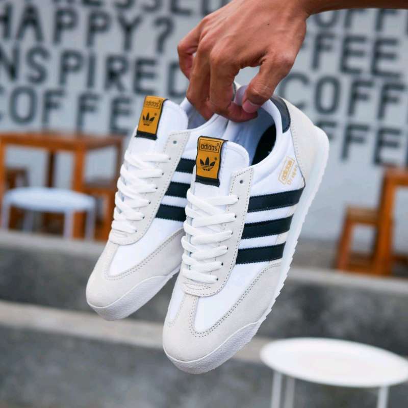 Jual SEPATU ADIDAS DRAGON White Black Sepatu Pria Sneakers Casual - 43 di  Seller Fadhil_Olshop - | Blibli