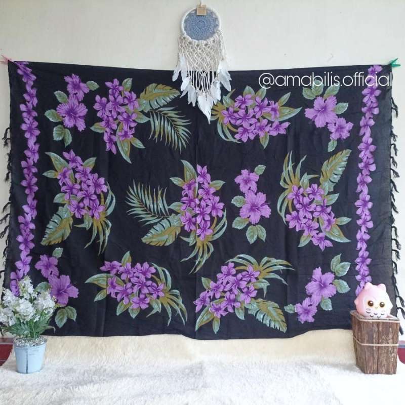 Kain tapestry on sale