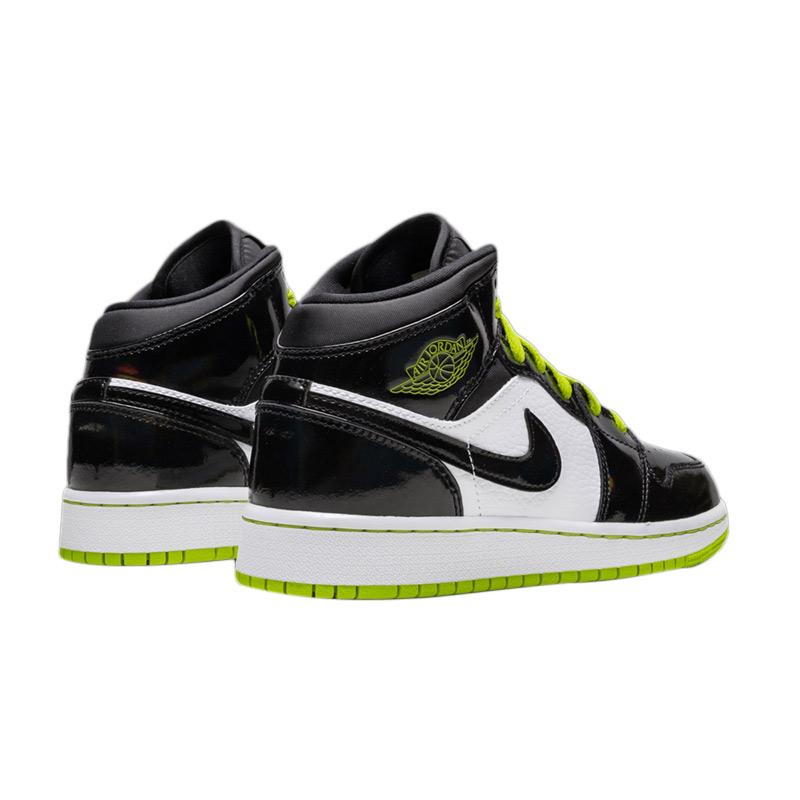Jual NIKE Air Jordan 1 Mid Black Cyber 