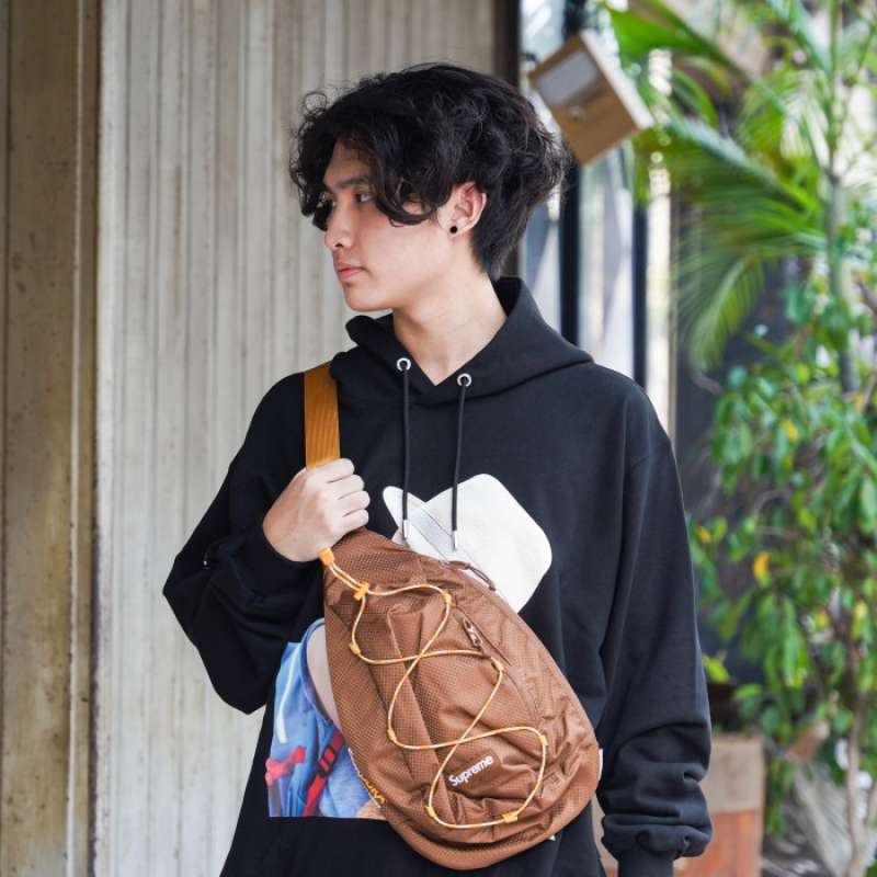 supreme sling bag