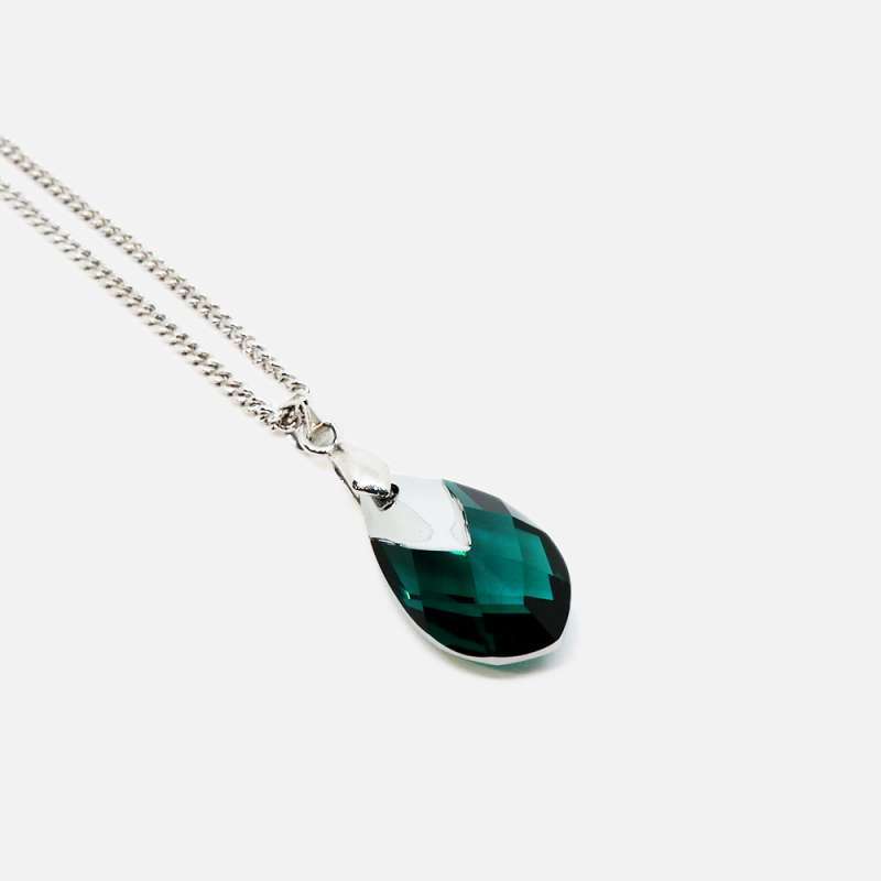 Jual Torenda Crystal Pear Pendant 