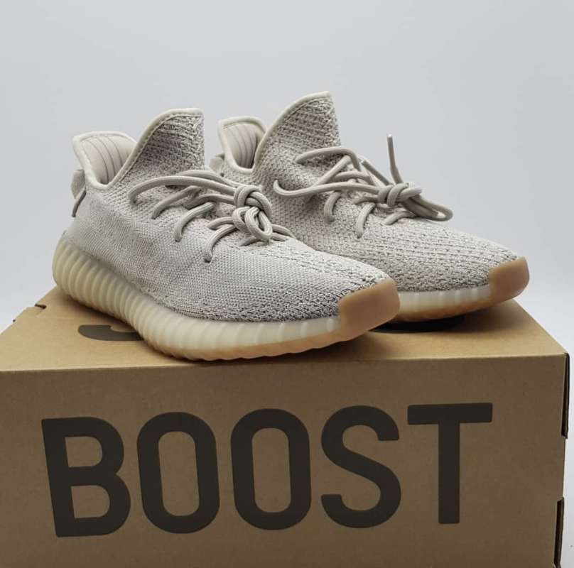 harga yeezy sesame