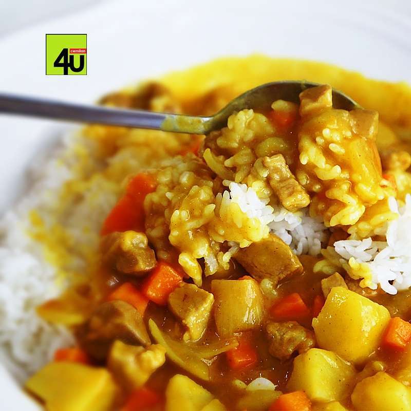 Jual Nicchi Bumbu Kare Jepang Instan Rasa Sapi Pedas Sedang 100g Online November 2020 Blibli Com