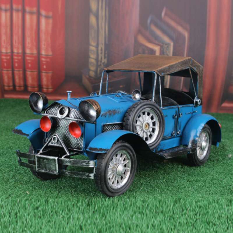 Vintage Tin Classic Car Model Handcraft Car Toy Home Office Room Decor 