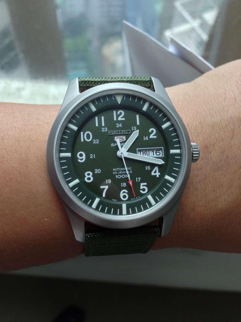 Promo Jam Tangan Seiko Pria Military Snzg09 Snzg09k1 Original Bergaransi Resmi 1 Tahun Diskon 19 Di Seller Timepedia Indonesia Senen Kota Jakarta Pusat Blibli