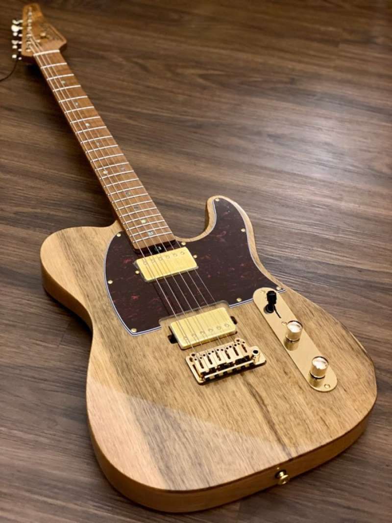 Nafiri guitar shop