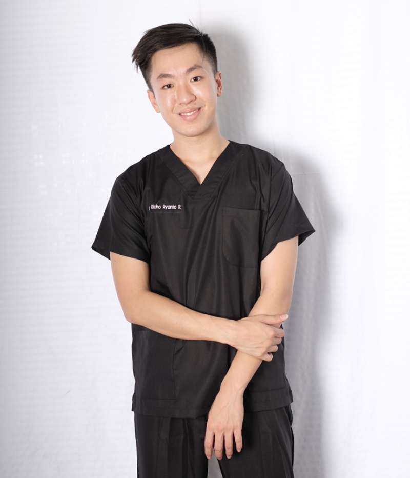 Jual Baju Dokter Baju Ok Baju Perawat Unisex Model V Neck Lengan Pendek Online April 2021 Blibli