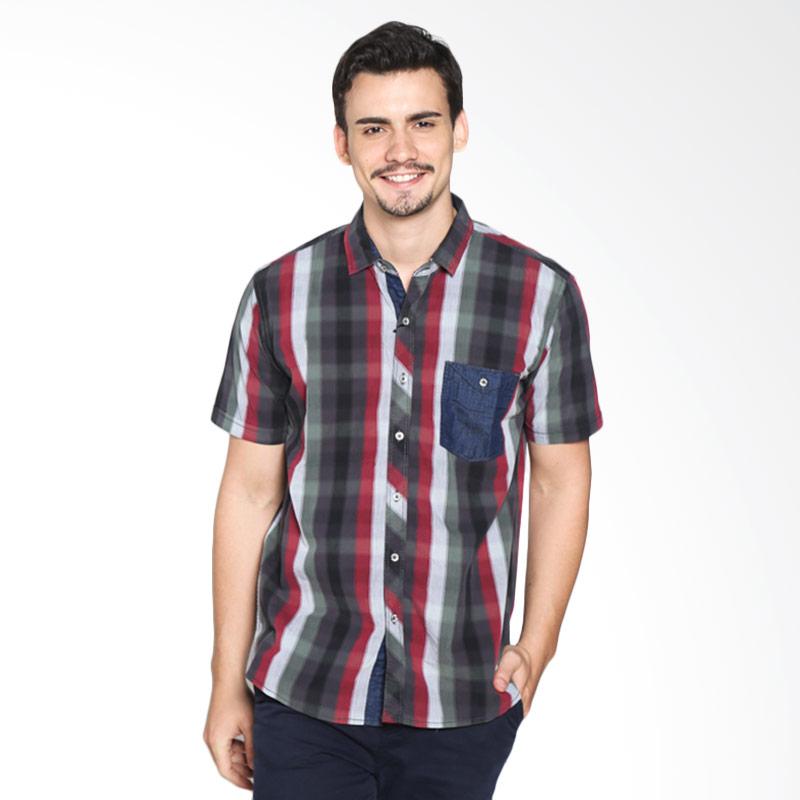 Red Cliff ZC1526JF Casual Shirt - Red Green Extra diskon 7% setiap hari Extra diskon 5% setiap hari Citibank – lebih hemat 10%