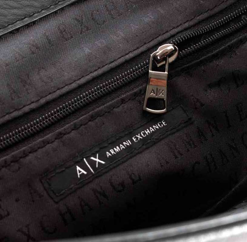 Tas sales armani exchange