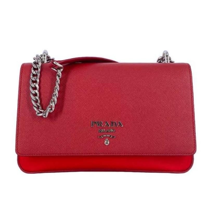 prada pattina tessuto