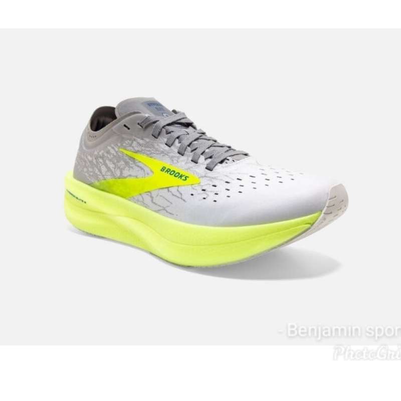 brooks men's hyperion