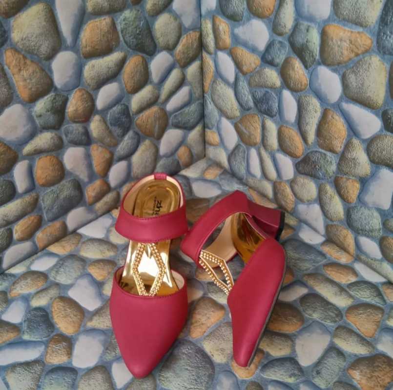 Wedges dan sales high heels