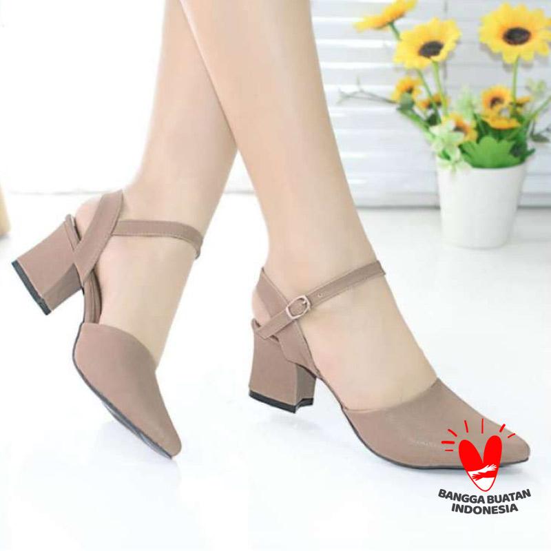 Sepatu sandal heels wanita store
