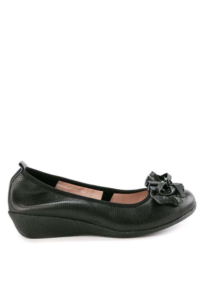 Andre valentino hot sale shoes