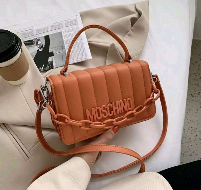 Jual Sling bag Moschino Orange di Seller Rempah Jakarta