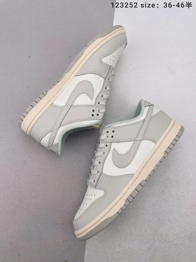nike light gray shoes