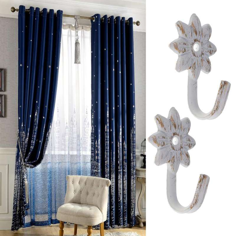 hooked curtains