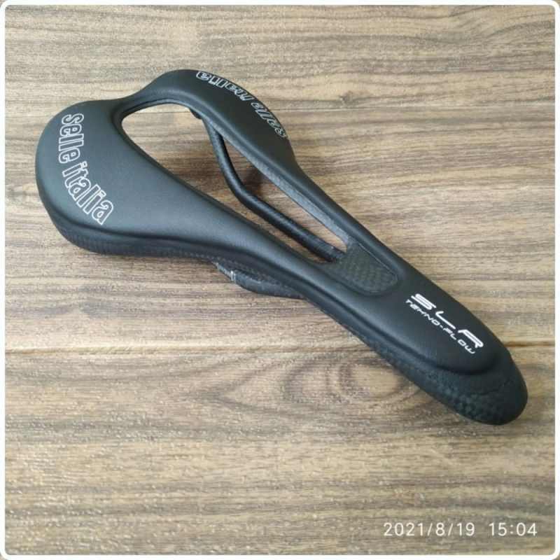 Jual Selle Italia Slr Tekno Flow Carbon Saddle Black - Sadel Kode 057 di  Seller superled - Kota Jakarta Barat, DKI Jakarta | Blibli