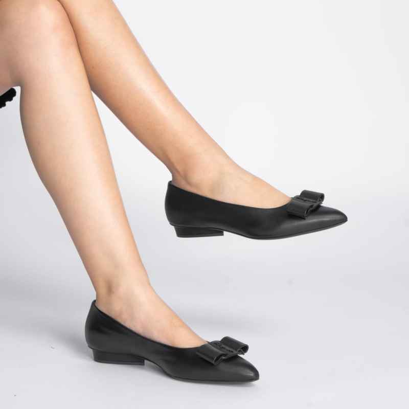 Salvatore ferragamo viva ballet store flat