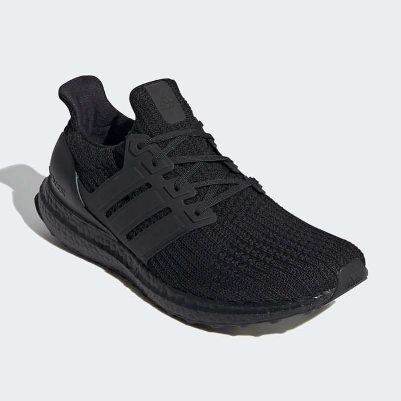 Jual adidas Men Running Ultraboost 