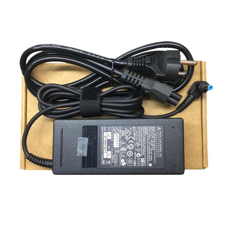 Jual Acer Adaptor Charger Laptop New Model 2016 19v 4 74a 5 5 X 1 7mm Original Online November 2020 Blibli Com
