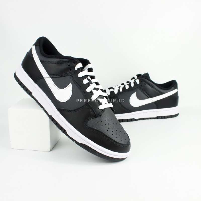 nike sb dunk low retro white black