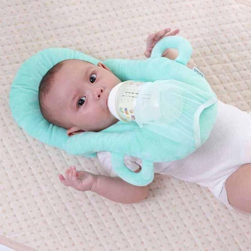 breastfeeding baby holder