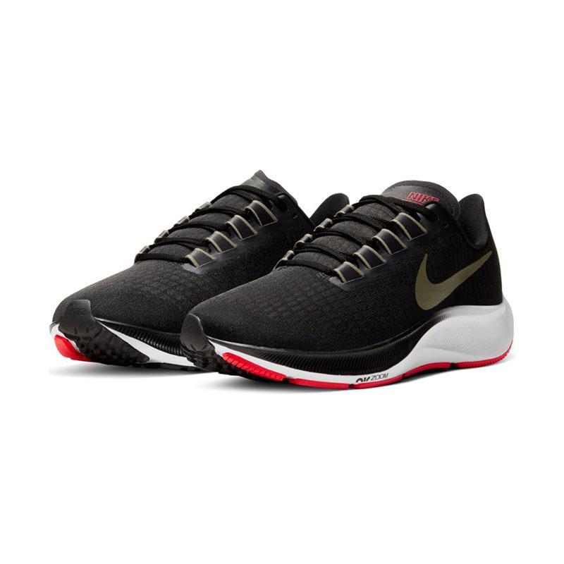 Sepatu nike 2025 zoom pegasus hitam