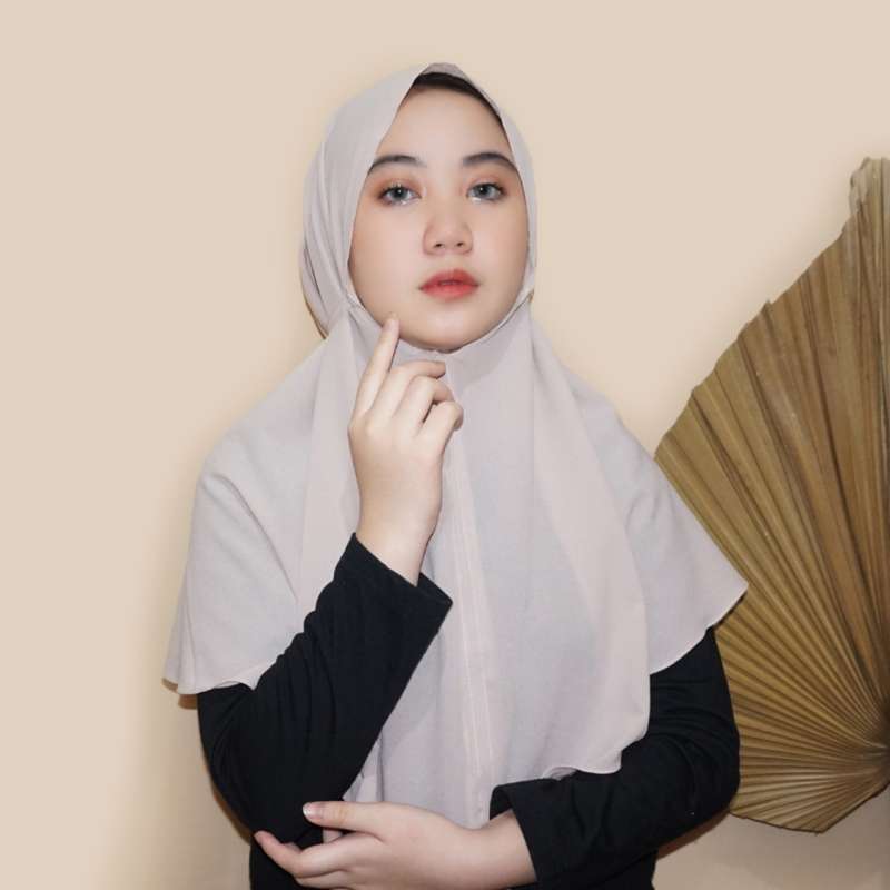 Jual Bergo Raisa Jilbab Instan Tali Diamond Crepe Italiano Standar Butik Online Januari 2021 Blibli