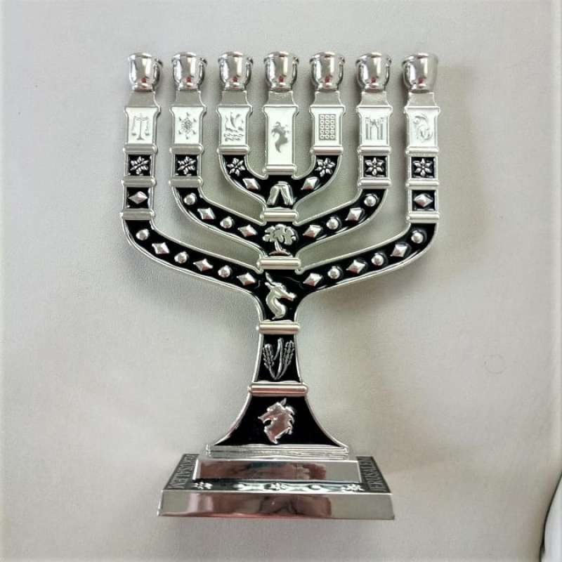 Jual Menorah Hanukkah Menorah Yahudi Menorah Kaki Dian Souvenir Israel Dekorasi Pajangan Meja Agama Kristen Profetik Mesianik Judaika Yahudi Online November 2020 Blibli