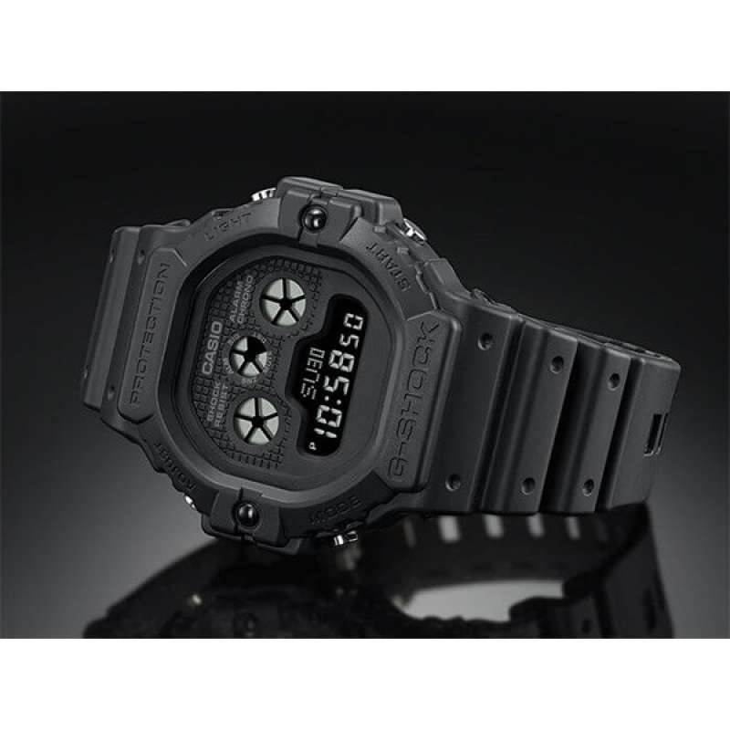 Casio G-Shock DW-5900BB-1DR Digital Jam Tangan Pria Rubber Watch