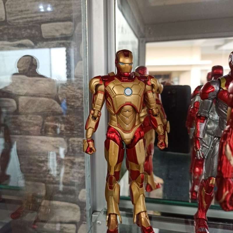 Jual Action Figure Iron Man Mark 43 Marvel Select Online November 2020 Blibli Com