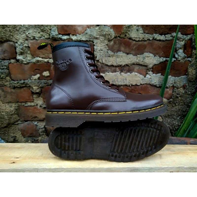 Ukuran sepatu dr online martens