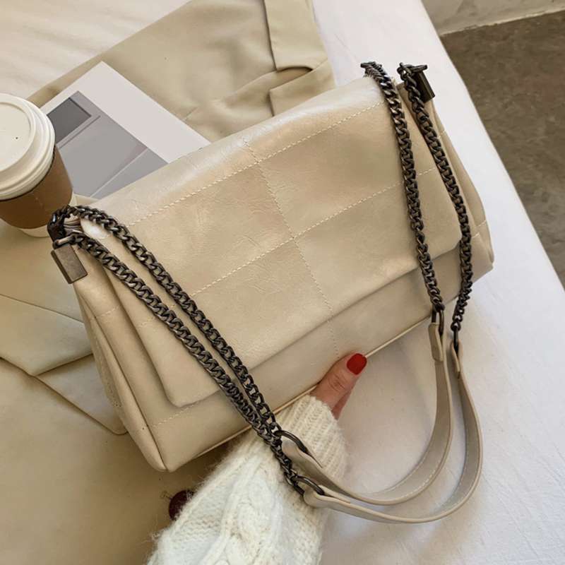 Promo Retro Ladies Leather Chain 