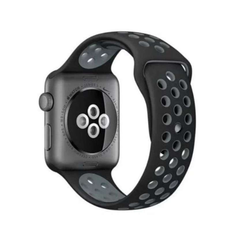 Apple Watch Series 2 - Nike+ 42mm Silver Aluminum Nike Sport Band Flat  Silver/Volt (MNYQ2) - Apple Store Pakistan - iShop