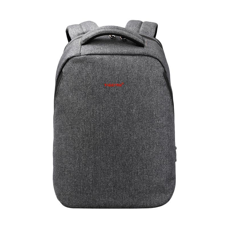 backpack charging port