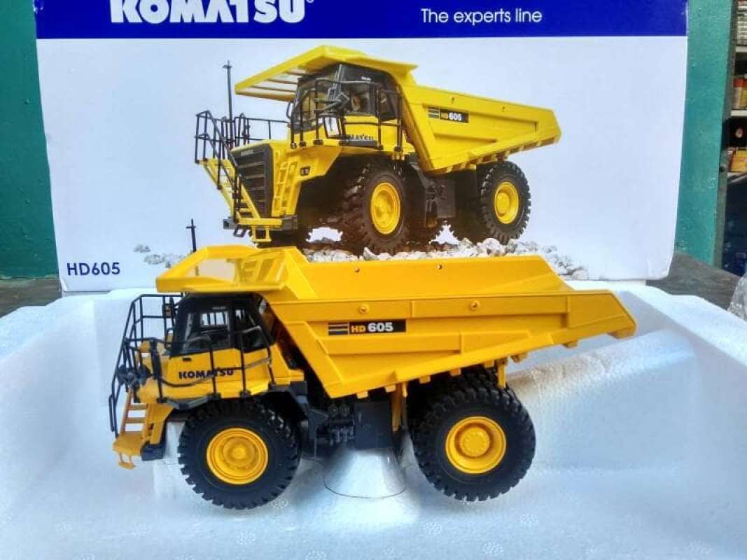 CAT 777D & KOMATSU HD605 ミニカーセット Jual Komatsu Hd605 Dump