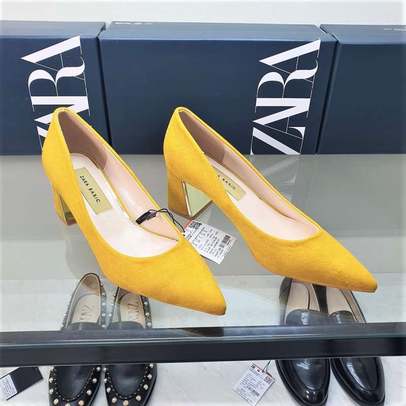 zara yellow heels