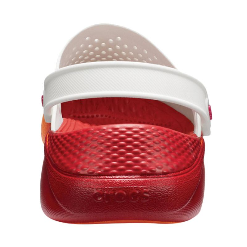 crocs pacific mall