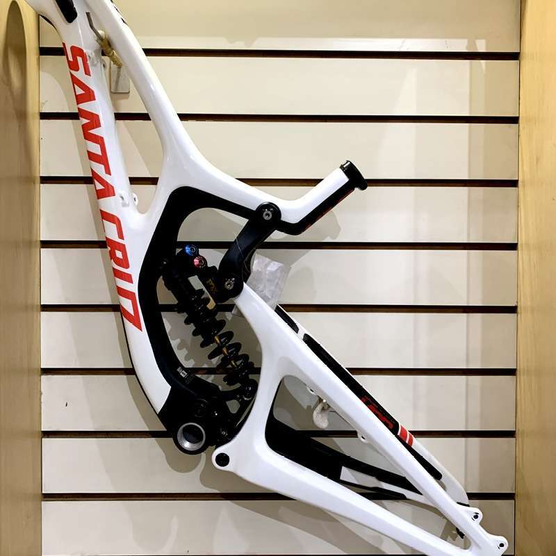 Promo Santa Cruz V10 Cc 6 27.5 Inch Frame Sepeda Downhill Carbon