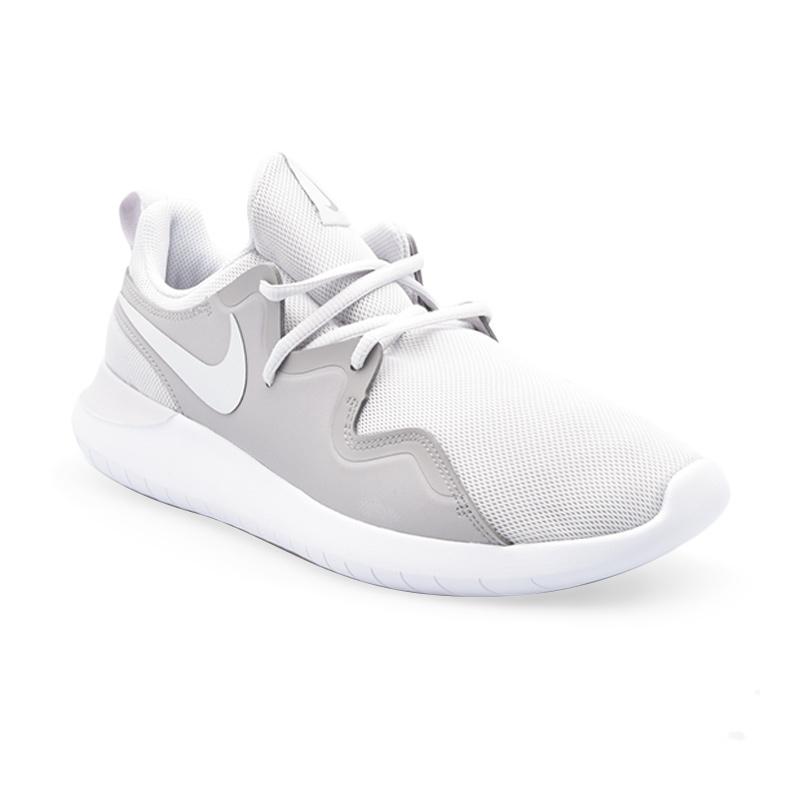 Jual Nike Men Sportswear Tessen Sepatu Basket aa2160 008 7.5 Di Seller Nike Sports Official Store Gudang Blibli Blibli