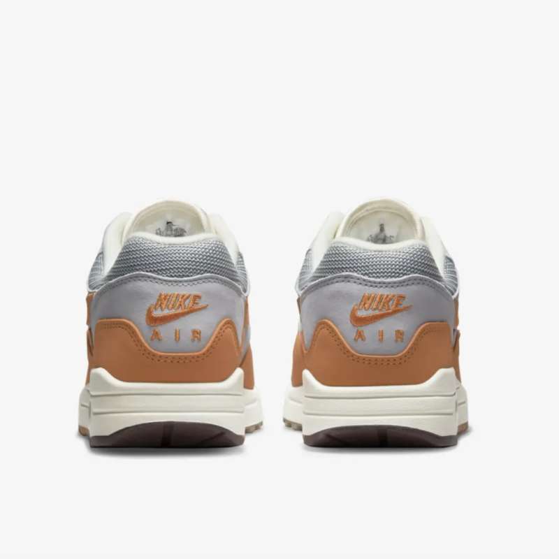 NIKE Air Max x Patta Monarch - Main Image