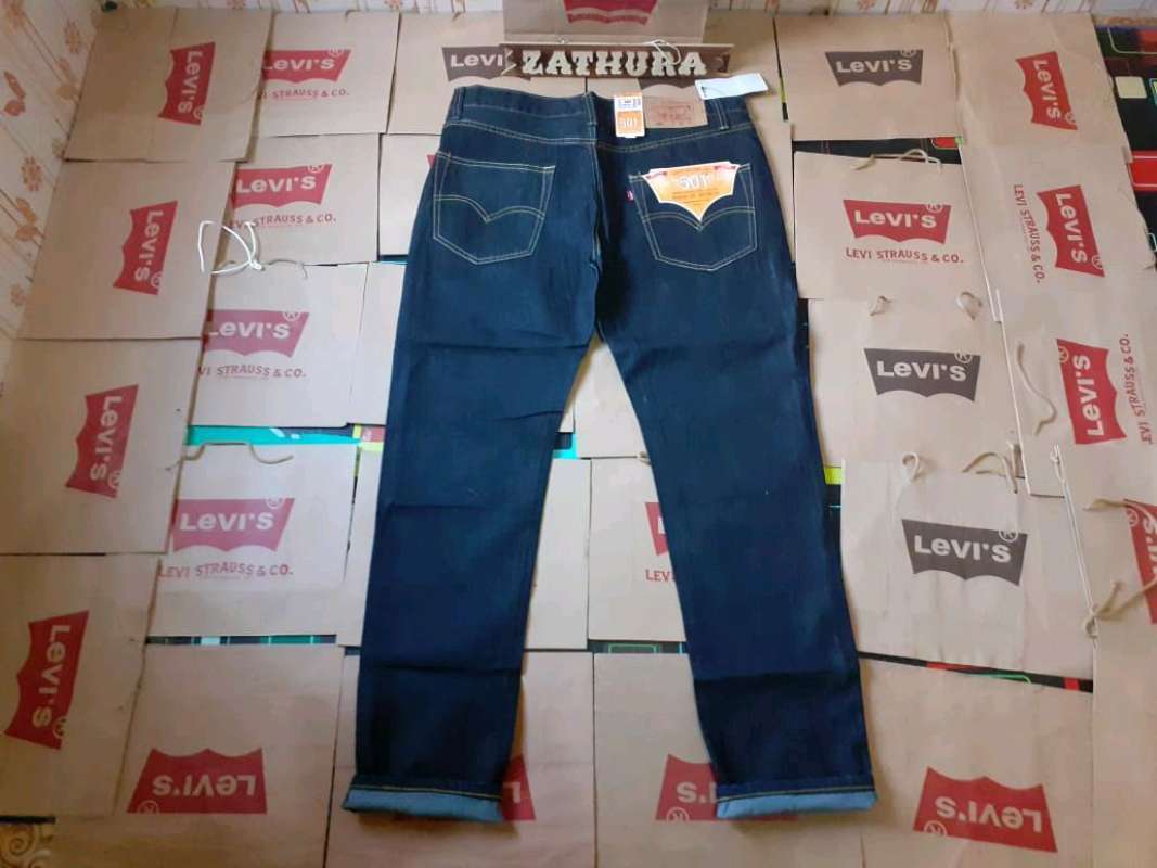 Jual Celana jeans levis 501 original 