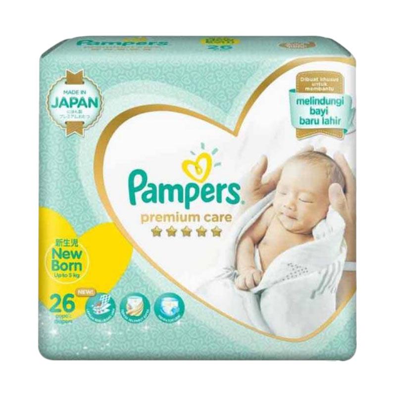 bayi newborn pakai pampers